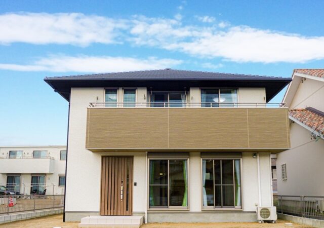 【西尾市】化粧梁のリビングが特徴のおウチ