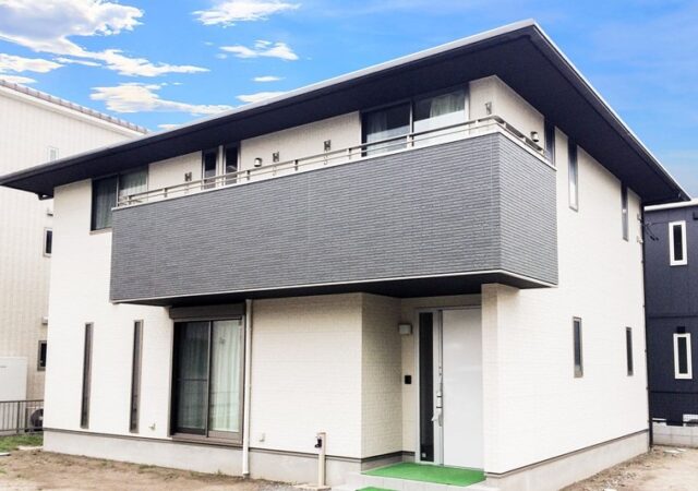 【吉良町】ダイニングとリビングのすみ分けられたおウチ
