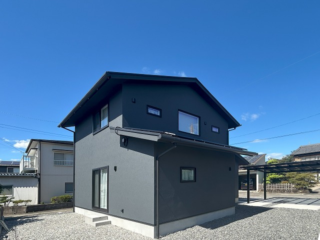 高断熱のエコ住宅は冬の日射取得も活躍する