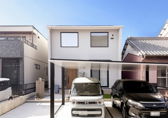 塗り壁のエコ住宅が完成しました。